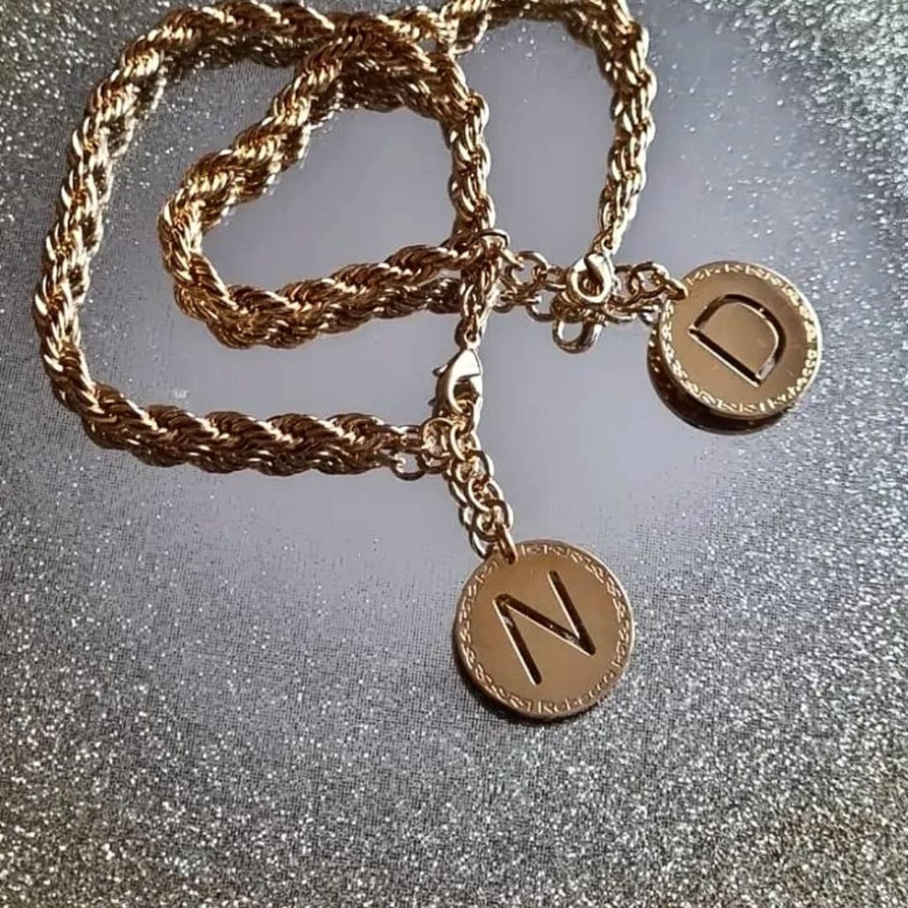 Rebecca narukvica "D"